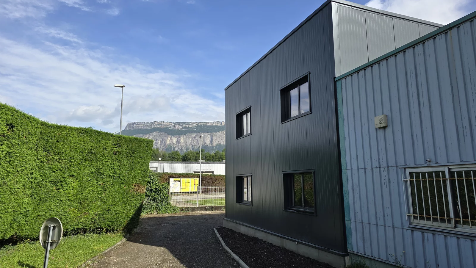 AD Santé, Domène, Extension neuve accolée à l’existant, chantier livré par CGBI