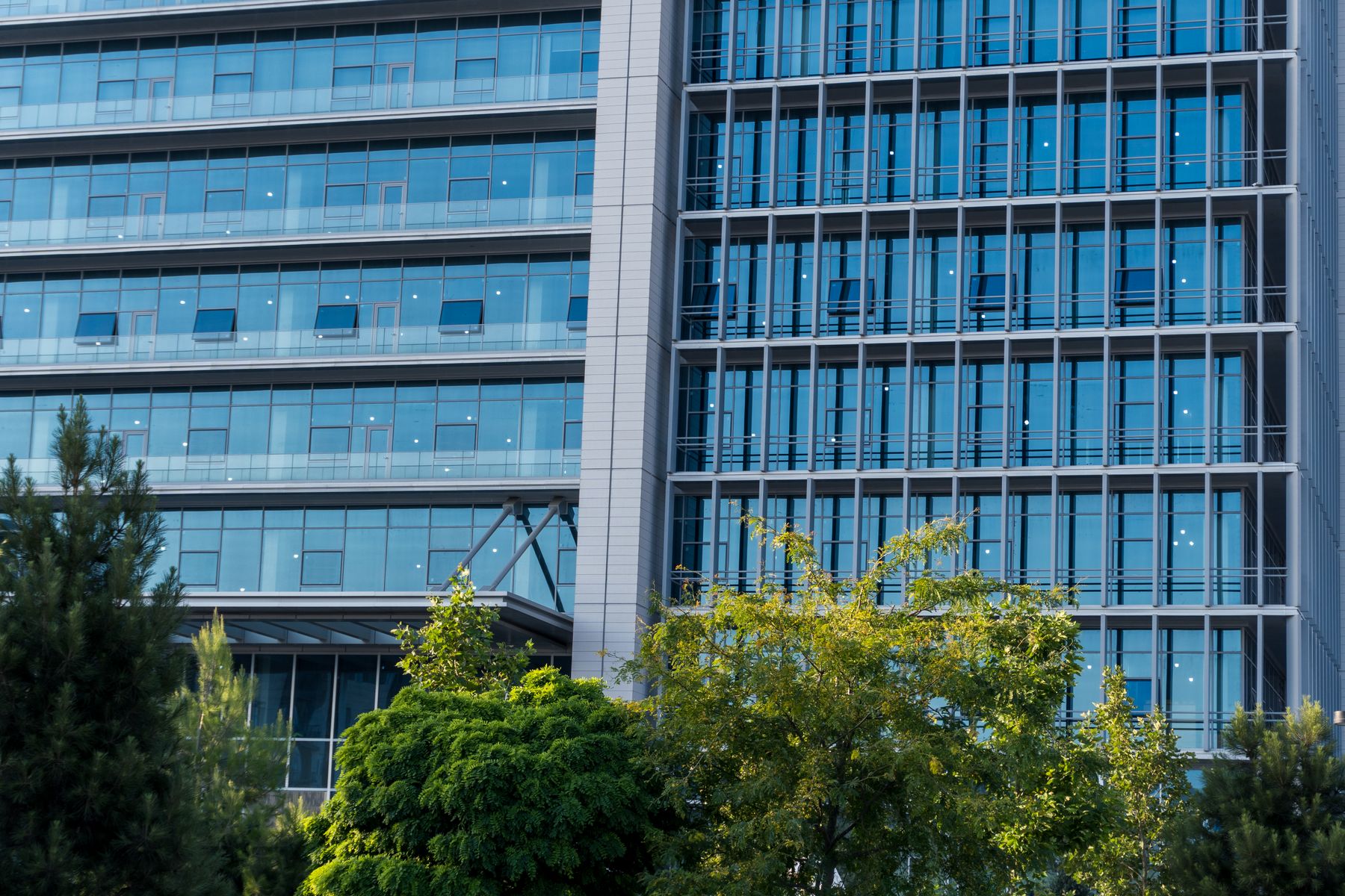 Décret tertiaire : obligations, échéances et stratégie pour votre bâtiment professionnel