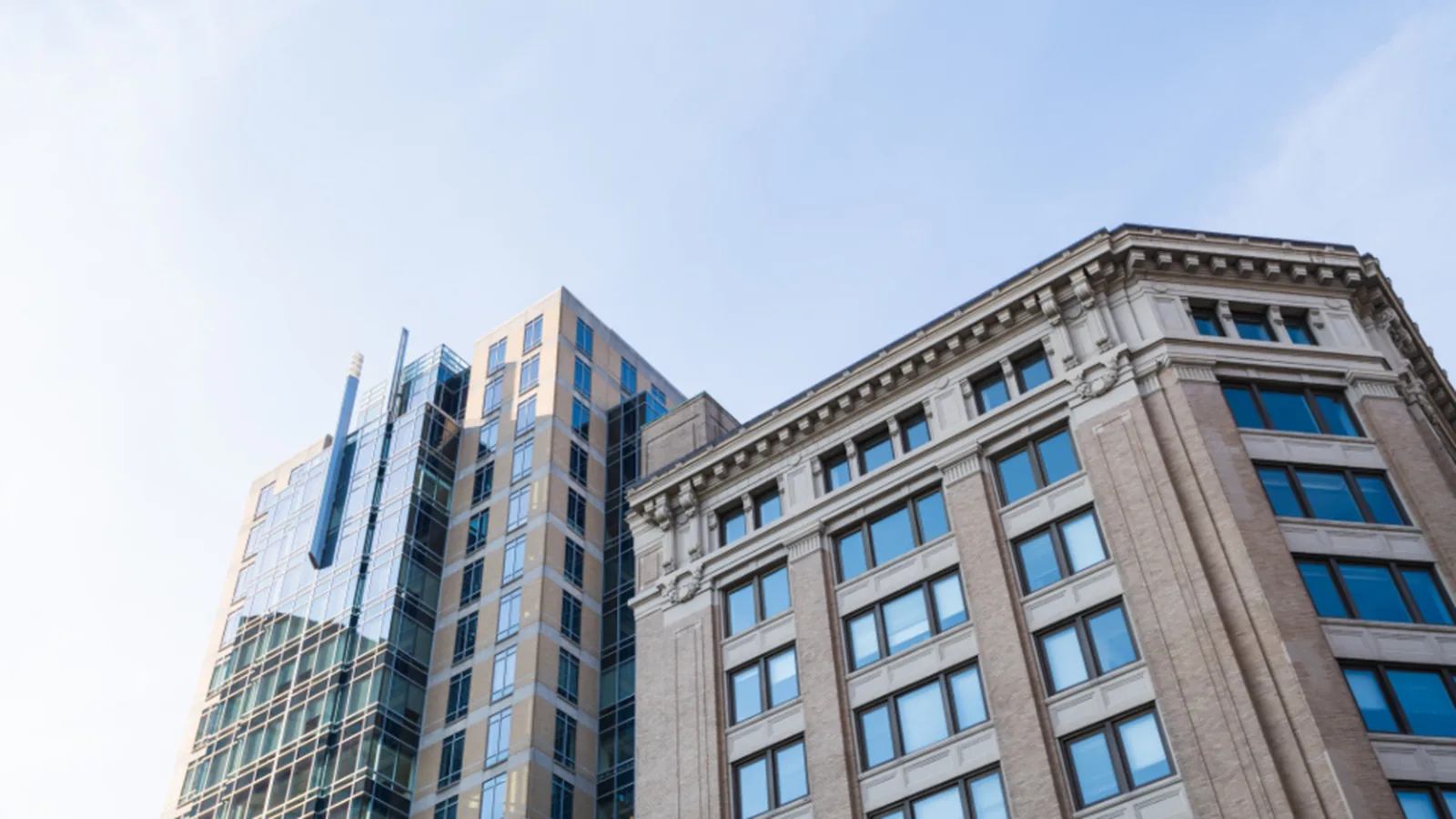 Louer ou construire ses locaux professionnels : comment trancher
