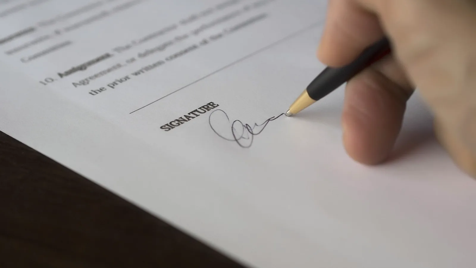 Contrat à prix ferme dans la construction : ce que ça garantit vraiment (et ce que ça ne garantit pas)